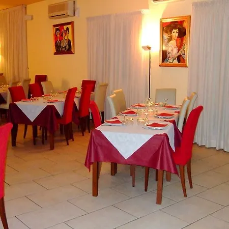 Casa Dante: Giardini Di Atena