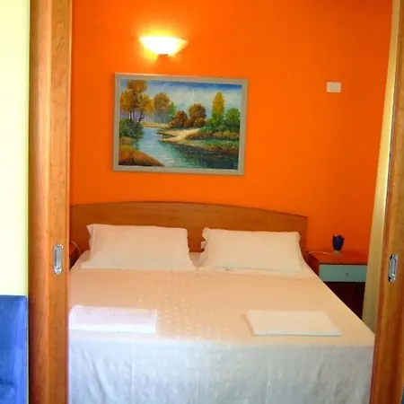 Casa Dante: Giardini Di Atena Apartment